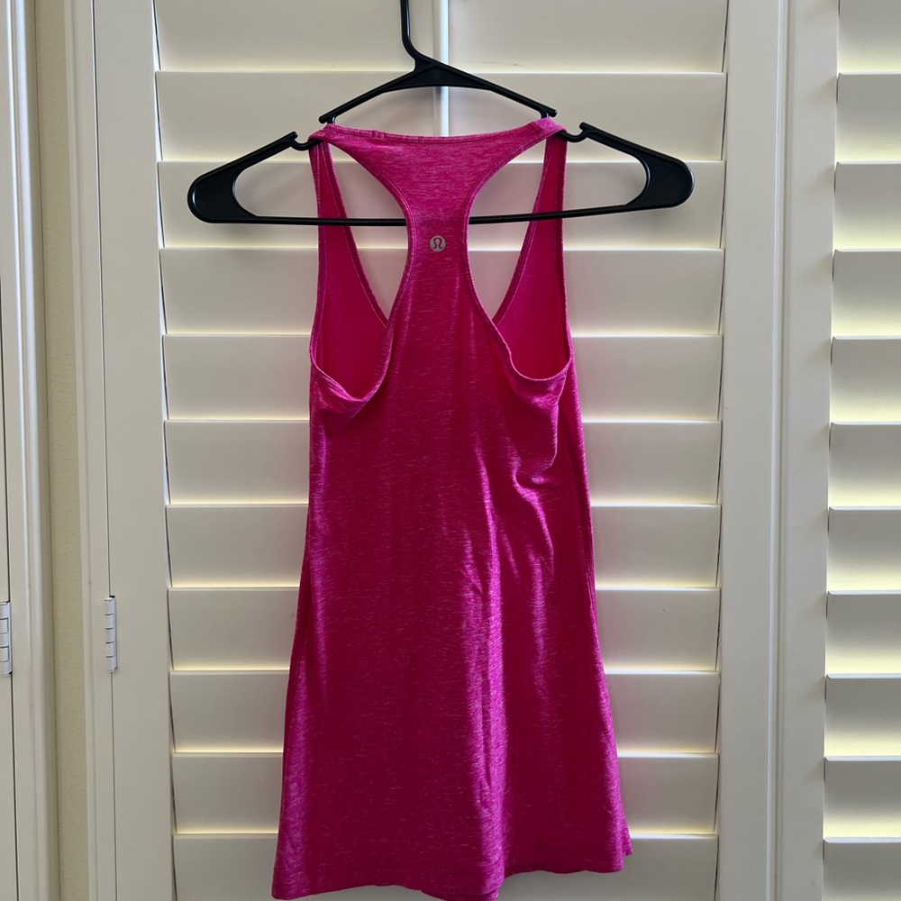 Lululemon pink tank top size 4